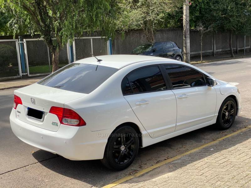 HONDA - CIVIC - 2008/2008 - Branca - R$ 52.800,00