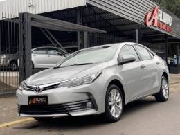 TOYOTA - COROLLA - 2018/2018 - Prata - R$ 105.800,00