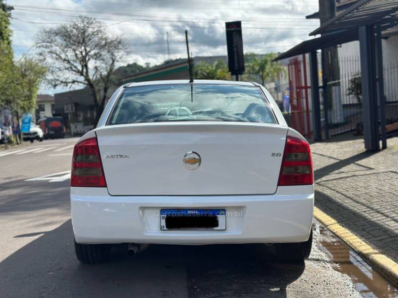 CHEVROLET - ASTRA - 2007/2007 - Branca - R$ 32.800,00