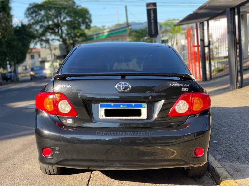 TOYOTA - COROLLA - 2010/2010 - Preta - R$ 52.800,00