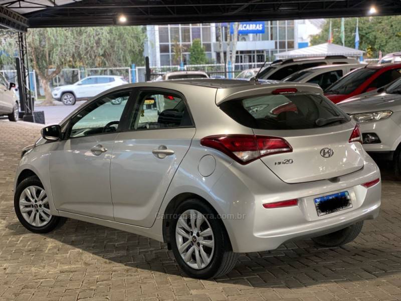 HYUNDAI - HB20 - 2019/2019 - Prata - R$ 69.800,00