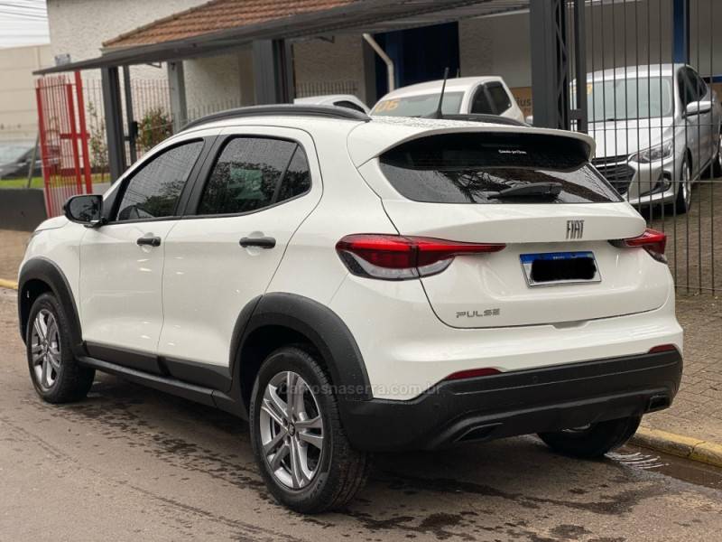 FIAT - PULSE - 2023/2023 - Branca - R$ 97.800,00