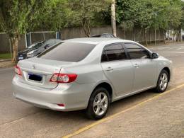 TOYOTA - COROLLA - 2014/2014 - Prata - R$ 74.800,00