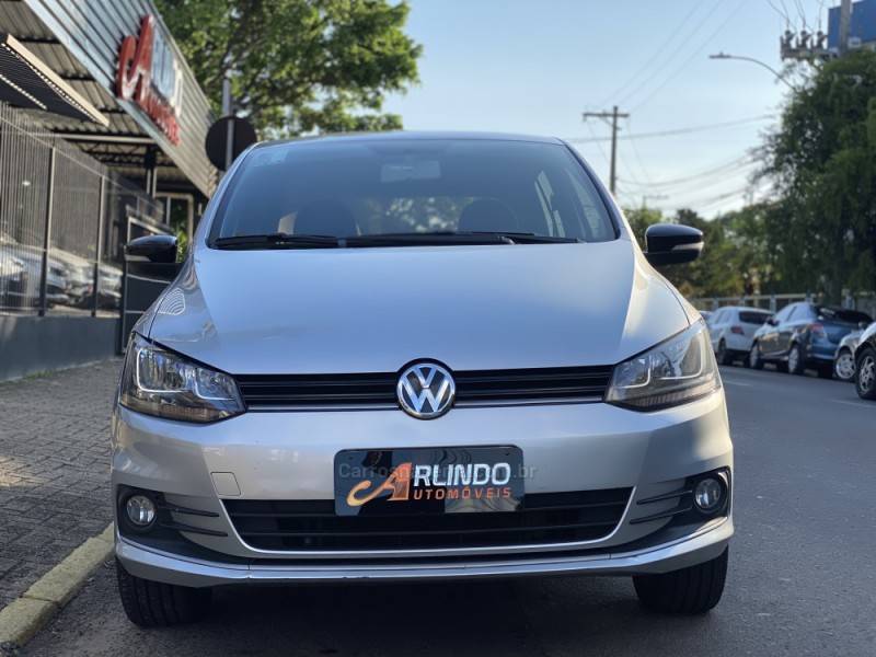 VOLKSWAGEN - FOX - 2020/2020 - Prata - R$ 67.800,00