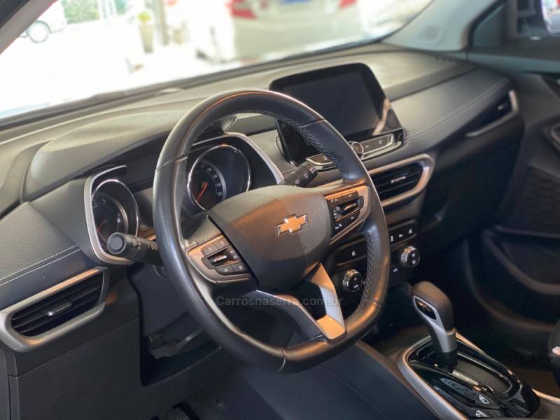 CHEVROLET - TRACKER - 2022/2022 - Prata - R$ 127.800,00