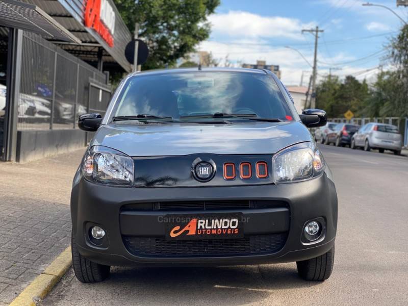 FIAT - UNO - 2014/2014 - Cinza - R$ 34.800,00