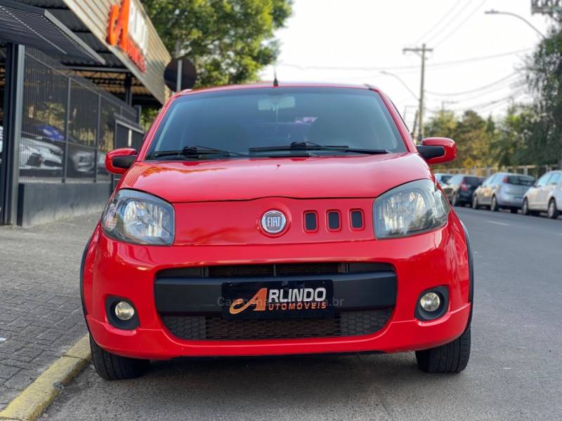 FIAT - UNO - 2012/2012 - Vermelha - R$ 39.800,00