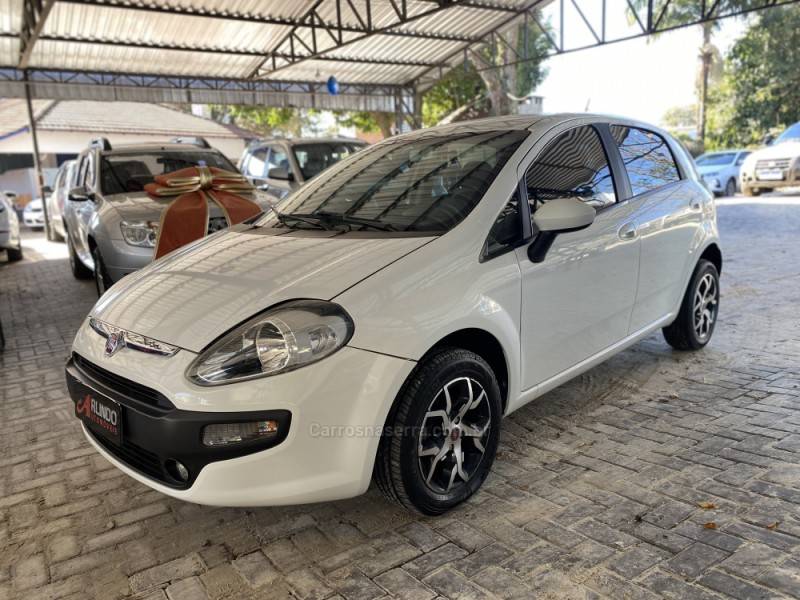 FIAT - PUNTO - 2016/2016 - Branca - R$ 47.800,00