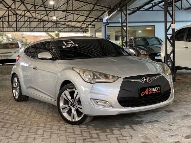 HYUNDAI - VELOSTER - 2013/2013 - Prata - R$ 67.800,00