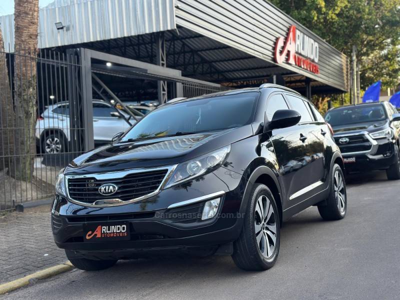 KIA MOTORS - SPORTAGE - 2013/2013 - Preta - R$ 72.800,00