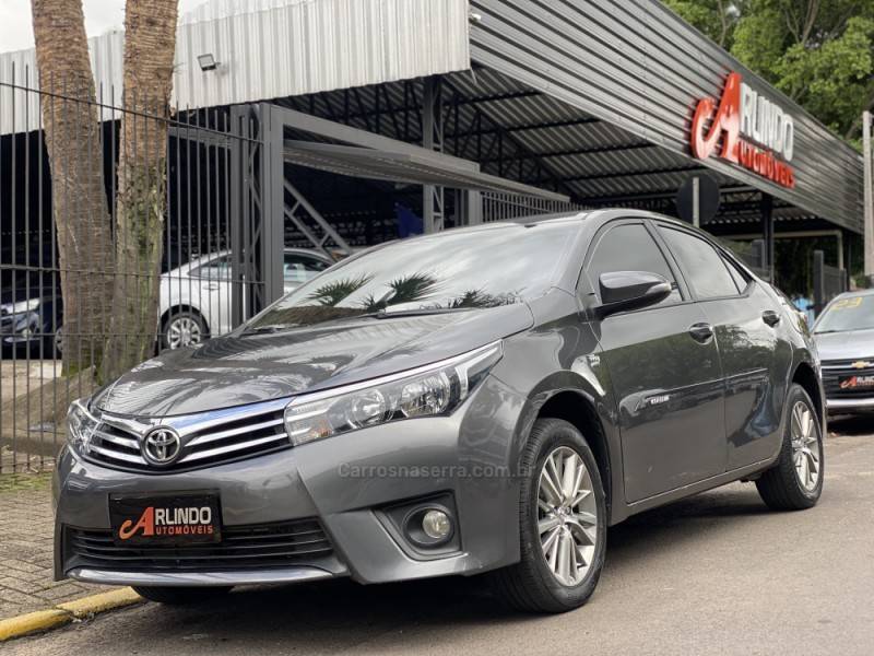 TOYOTA - COROLLA - 2015/2015 - Cinza - R$ 89.800,00