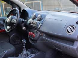 FIAT - UNO - 2012/2012 - Vermelha - R$ 39.800,00