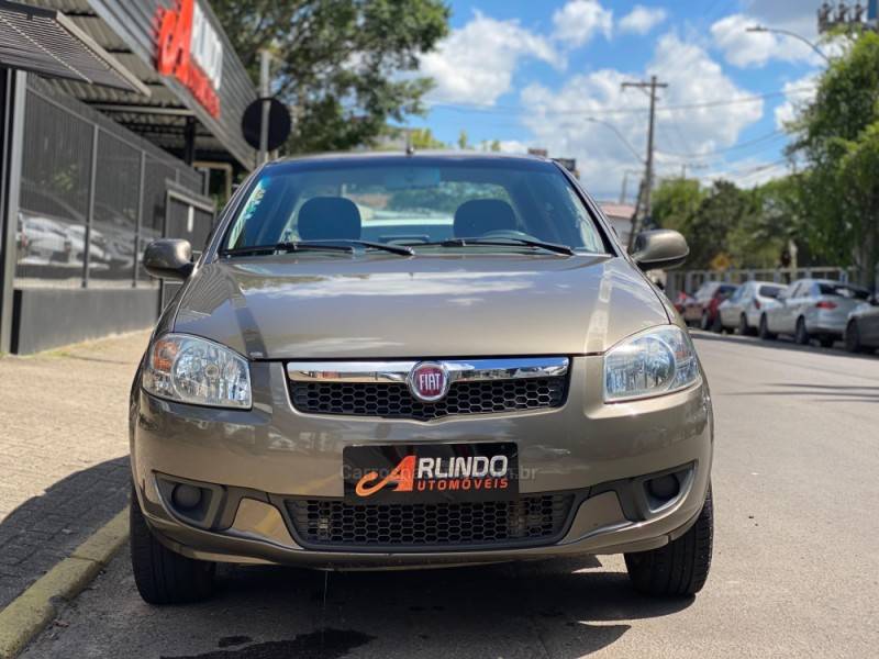 FIAT - SIENA - 2015/2015 - Cinza - R$ 42.800,00