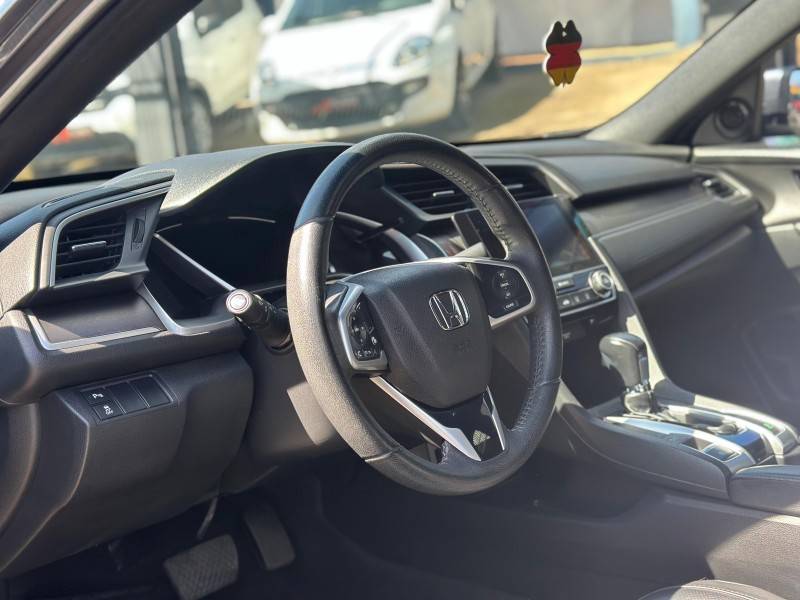 HONDA - CIVIC - 2018/2018 - Cinza - R$ 129.800,00