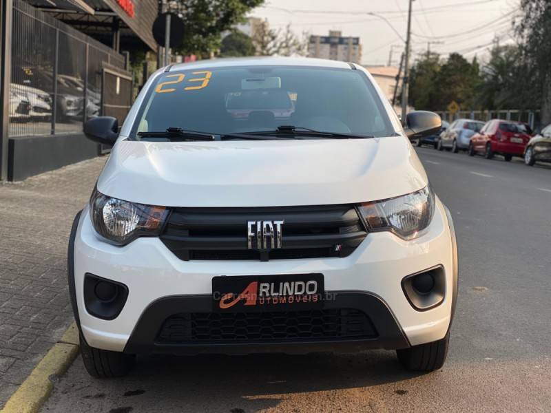 FIAT - MOBI - 2023/2023 - Branca - R$ 57.800,00