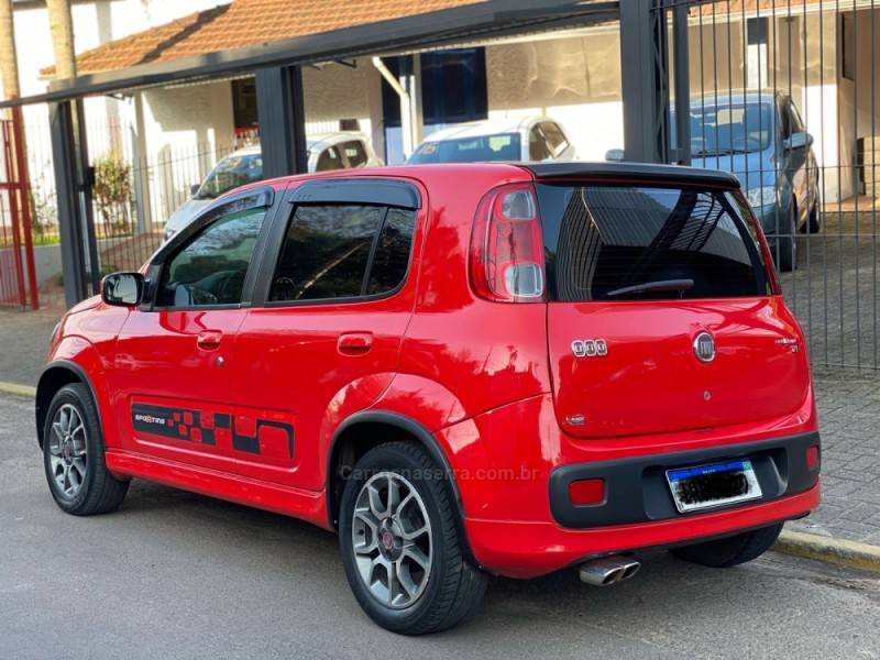 FIAT - UNO - 2012/2012 - Vermelha - R$ 39.800,00