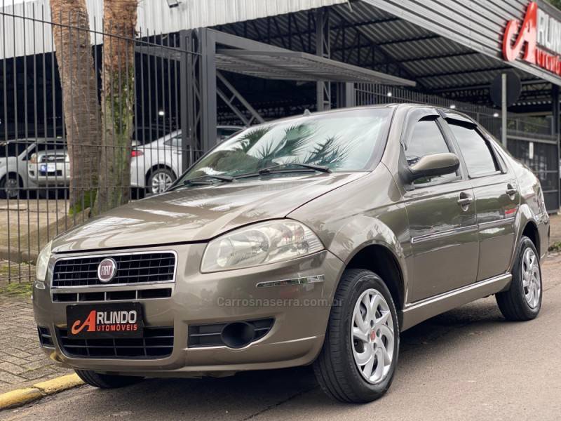 FIAT - SIENA - 2011/2011 - Cinza - R$ 32.800,00