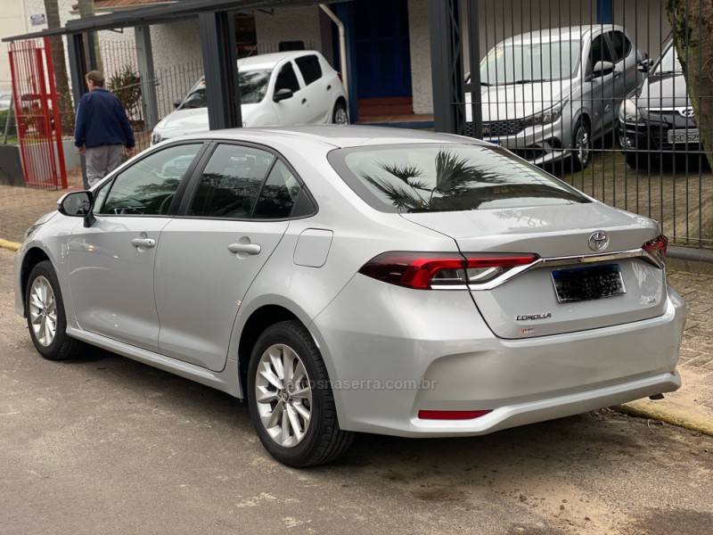 TOYOTA - COROLLA - 2020/2020 - Prata - R$ 119.800,00