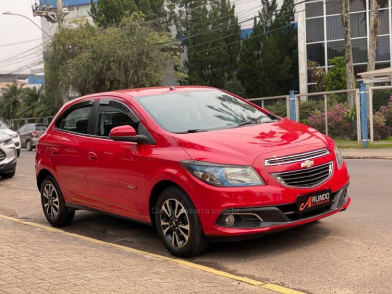 CHEVROLET - ONIX - 2013/2013 - Preta - R$ 49.800,00